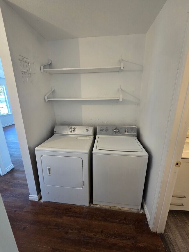 Building Photo - Nice 3 bedroom 1 bath for rent