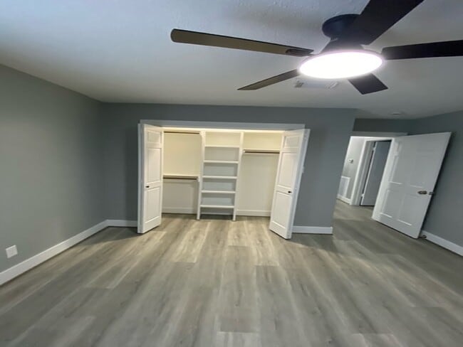 Building Photo - 12803 Cloverwood Dr