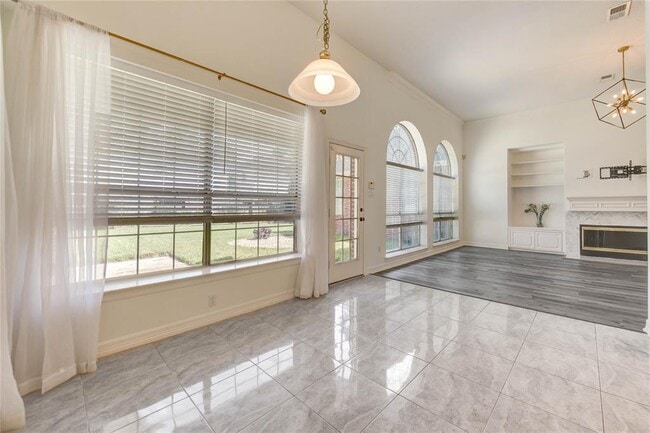 Building Photo - 8803 Memorial Creek Dr