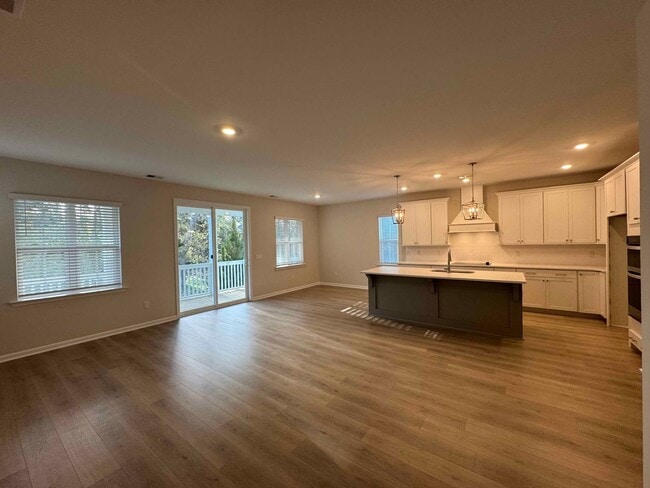 Building Photo - Bailey's Cove at Hilton Head Island | Where coastal living meets effortless elegance.