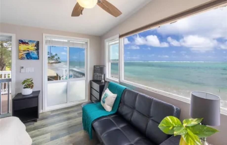 Your own oceanfront beach house surrounded by beach and ocean - 53-797 Kamehameha Hwy