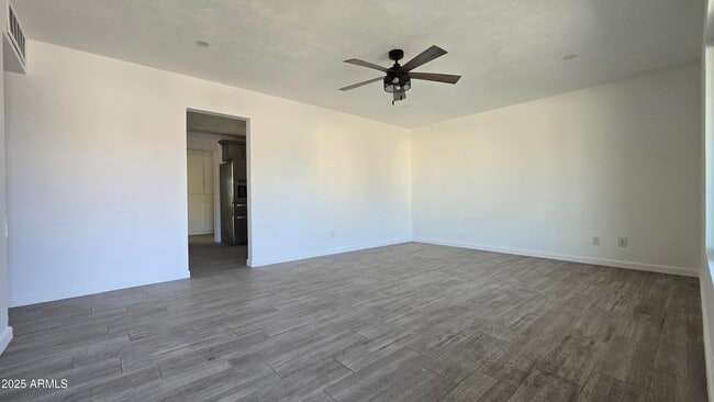 Building Photo - 5827 N 22nd Dr