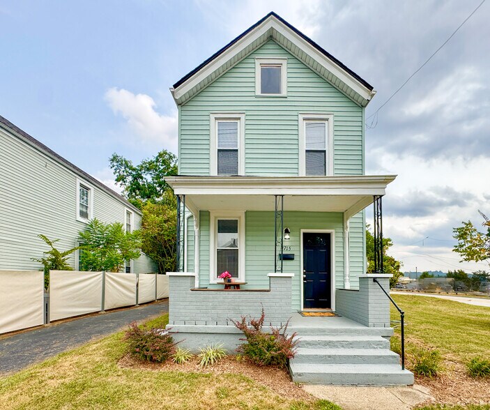 Primary Photo - 4715 Wilmer Ct