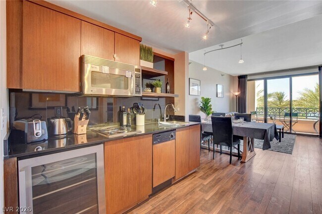 Building Photo - 29 Montelago Blvd