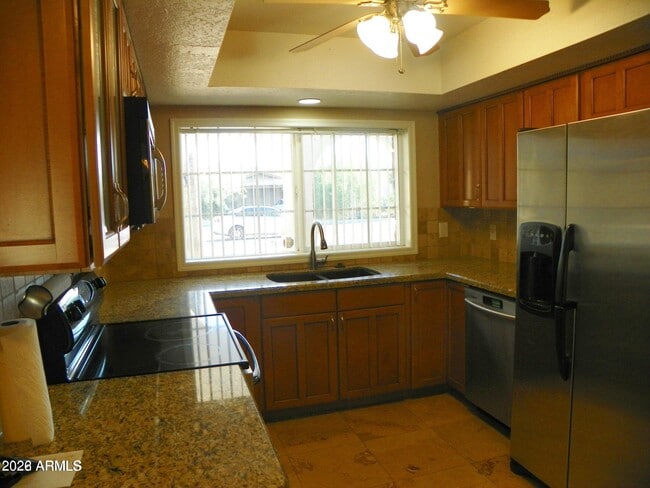 Building Photo - 5334 E Friess Dr