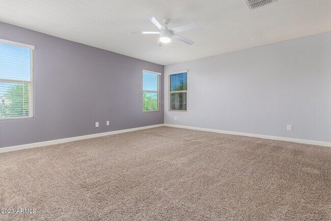 Building Photo - 17186 W Lisbon Ln