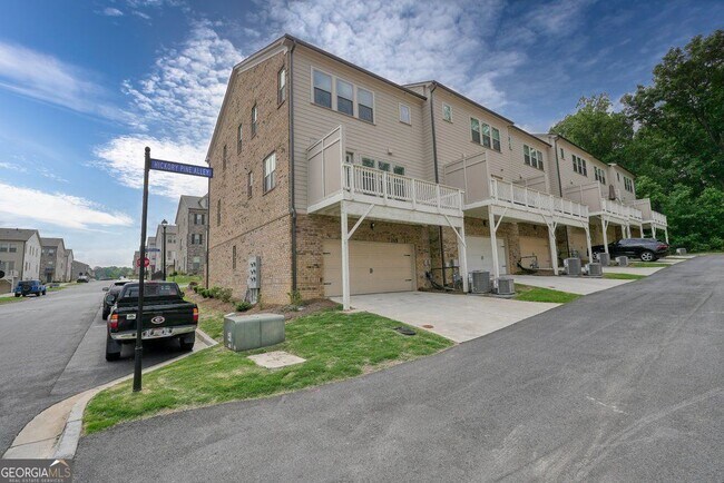 Building Photo - 4240 Hickory Pne Aly