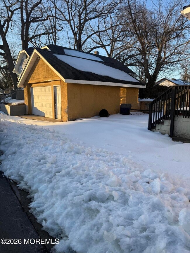 Building Photo - 401 Ridge Ave