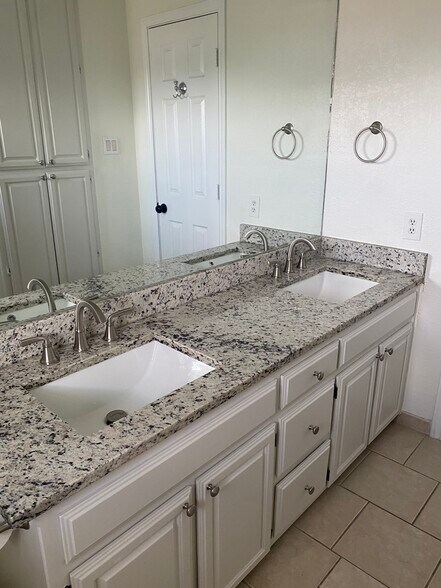 Building Photo - 1 Pagosa Ct