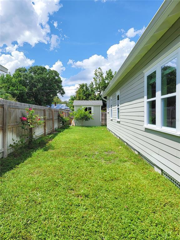 Building Photo - 1408 E Powhatan Ave