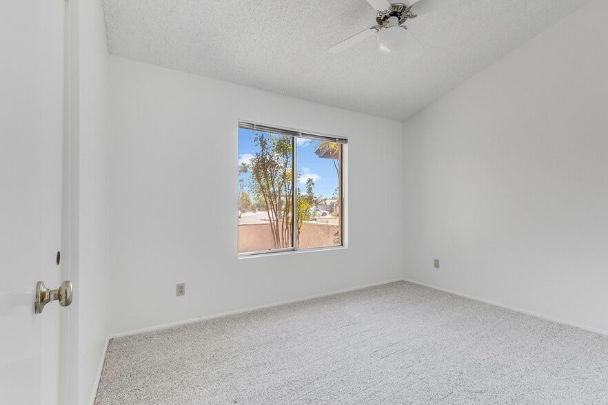 Building Photo - 16216 N 16th Pl