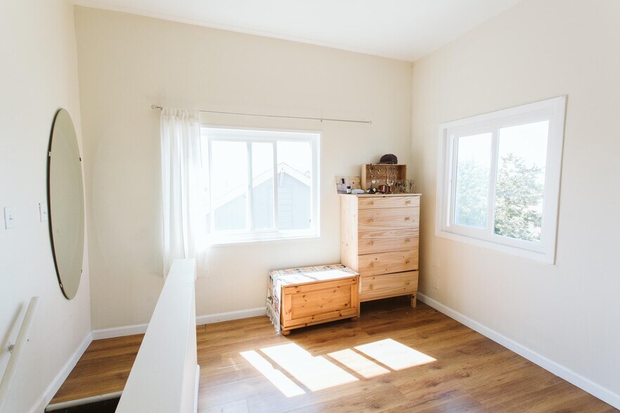 Bedroom - 946 Sonoma St