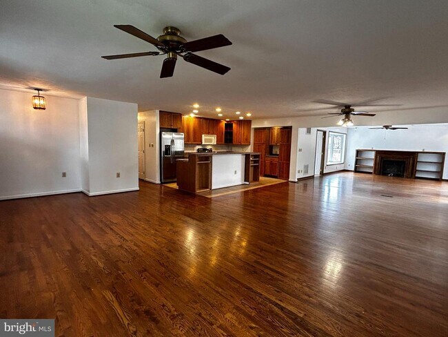 Building Photo - 123 Meadowbrooke Pl