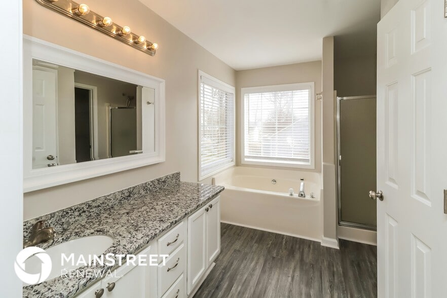 Building Photo - 2056 Samantha Dr