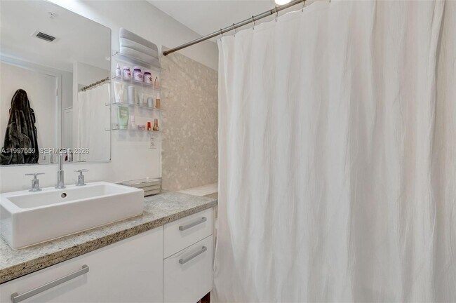 Building Photo - 185 SW 7th St