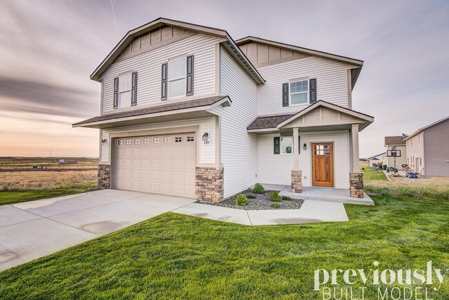 Building Photo - Stunning 3 Bed, 2.5 Bath Home in Spokane V...