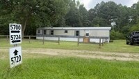Building Photo - 5700 Stone Whitley Rd