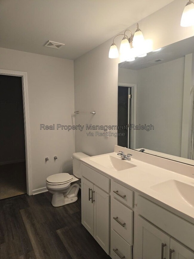 Building Photo - 3520 Slippery Elm Dr
