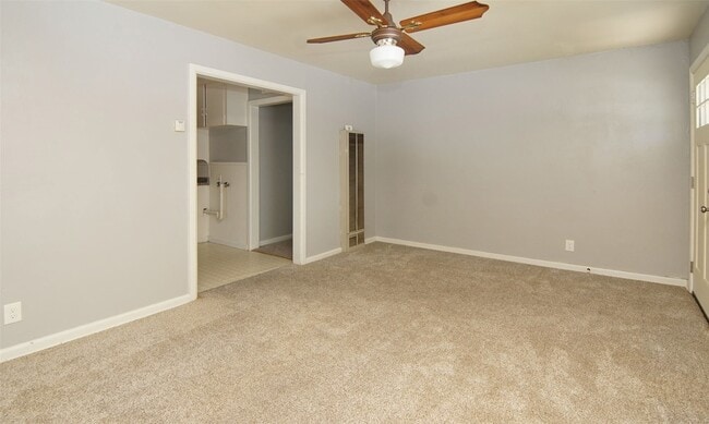 Building Photo - 910 Liberty St