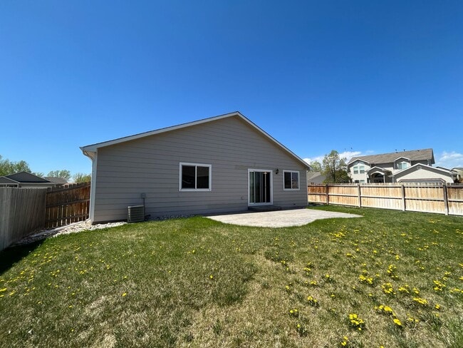 Building Photo - Wonderful Ranch Style Home