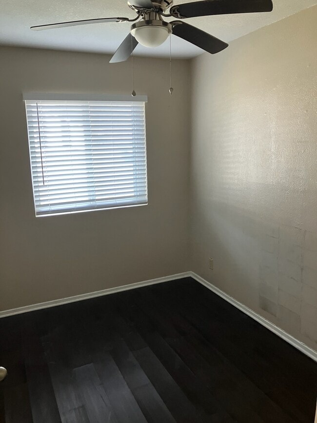 Building Photo - 13615 Primwood St