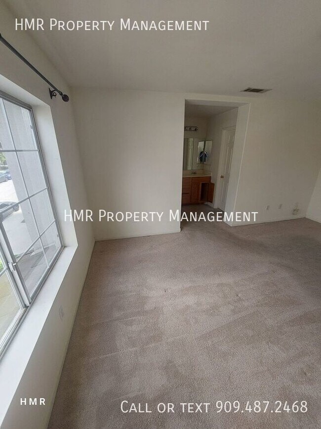 Building Photo - Tranquil Oasis: 4 Bedroom 3 Bath Two-Story