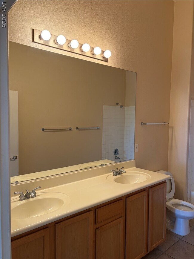 Building Photo - 3395 Cactus Shadow St