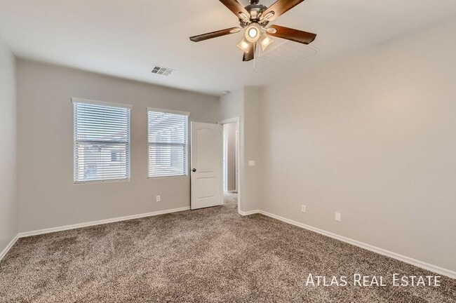 Building Photo - 14551 W Port Royale Ln