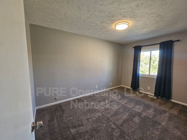 Building Photo - 8303 Vernon Ave