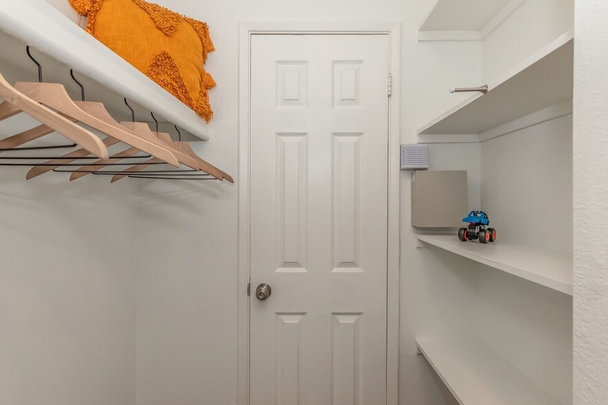 Interior Photo - Aqua Apartments