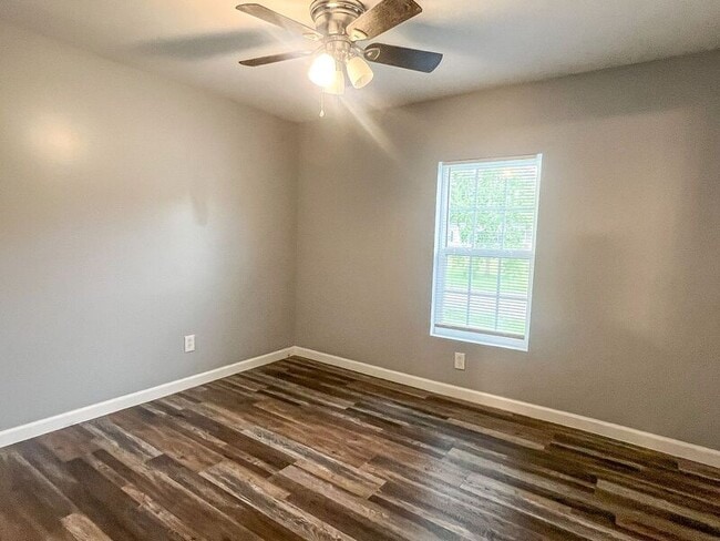 Building Photo - 55 Peachtree Dr