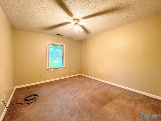 Building Photo - 104 Shaverlee Ct