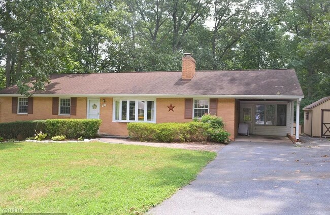 Primary Photo - 4 br, 2.5 bath House - 16001 Kerr Road