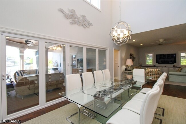 Building Photo - 2150 Marina Dr