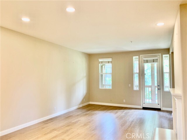 Building Photo - 131 Stepping Stone