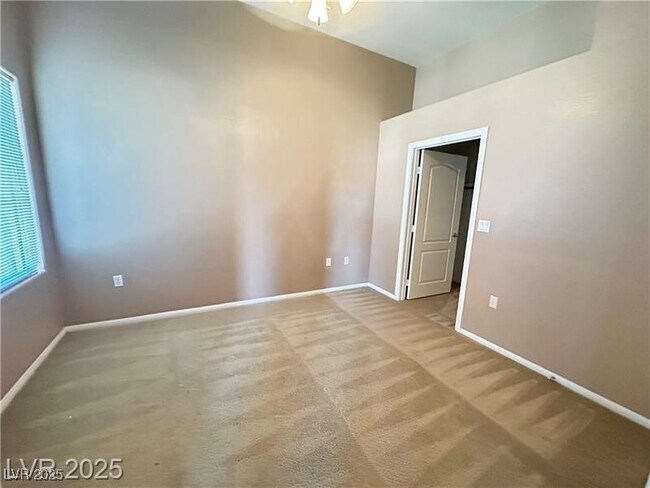 Building Photo - 3460 Cactus Shadow St