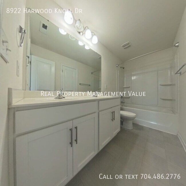 Building Photo - 8922 Harwood Knoll Dr