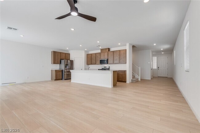 Building Photo - 4225 Zilker Pk Ave