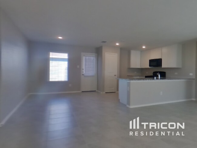 Building Photo - 11820 Mancos Trl