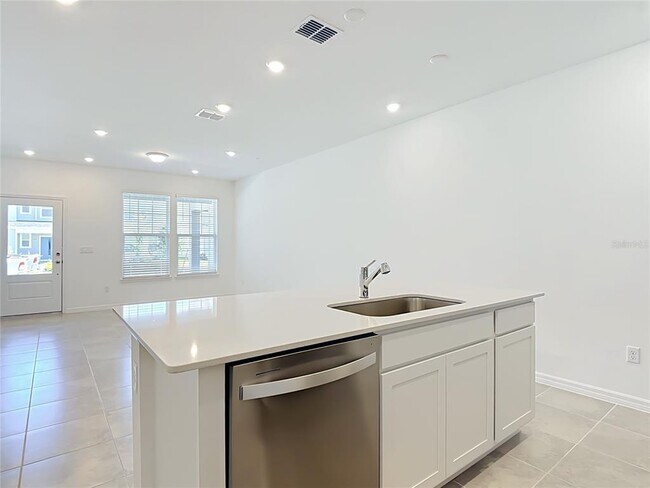 Building Photo - 11414 Nona Sound St