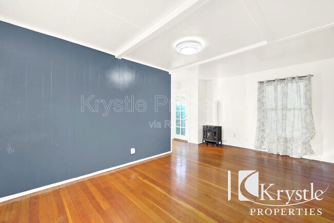 Building Photo - 519 Virginia St