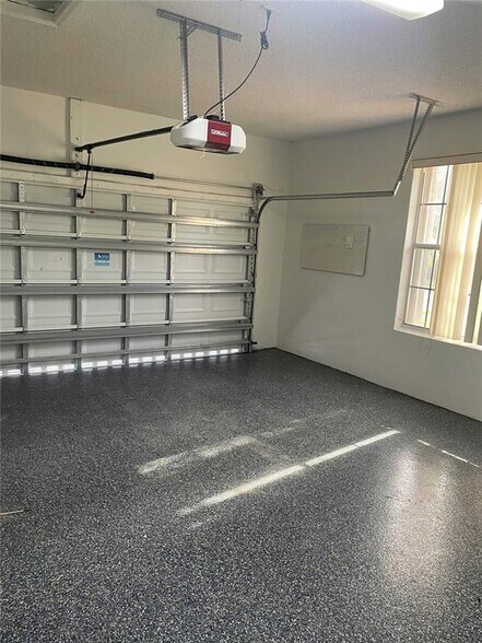 Building Photo - 1320 NW 185th Ave