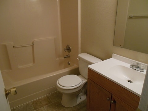 Building Photo - Pike Township - 3 bedroom home