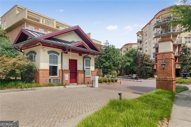 Building Photo - 900 River Vista Drive