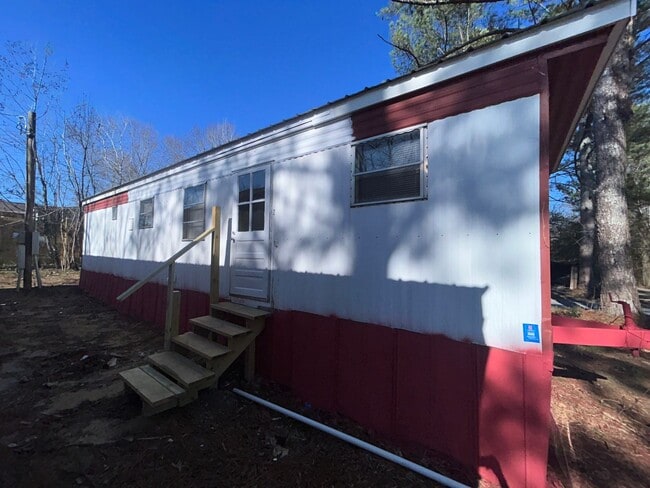 Primary Photo - Cozy 1 Bedroom 1 Bathroom Rental in Arab