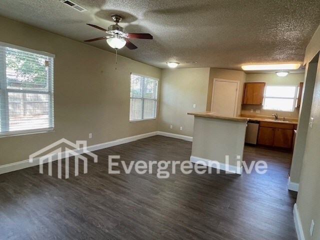 Building Photo - 203 Barrow Ct