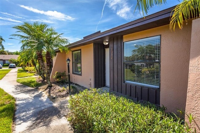 Building Photo - 2024 Trinidad Ct