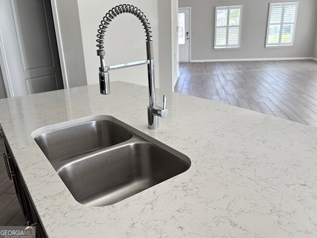 Building Photo - 312 Chinquapin Dr