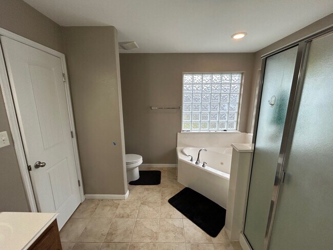 Building Photo - 4113 Cedar Creek Court