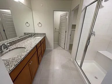 Building Photo - 1551 Spring Water Pt